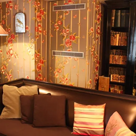 Du Romancier Hotel 3*