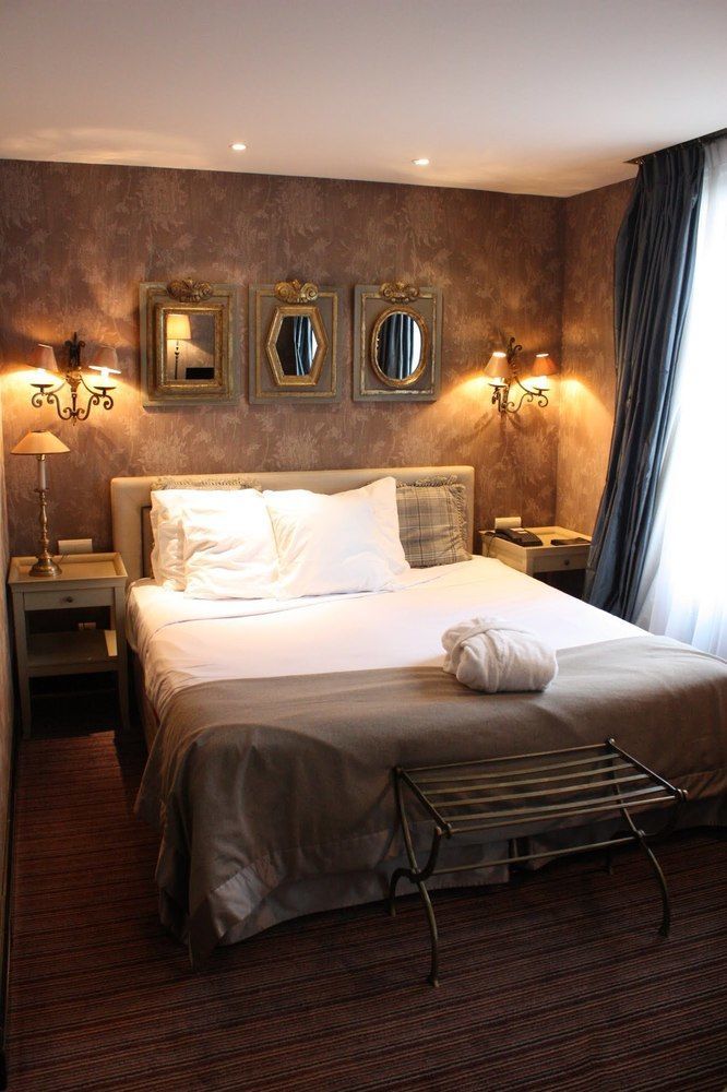 Hotel Du Romancier